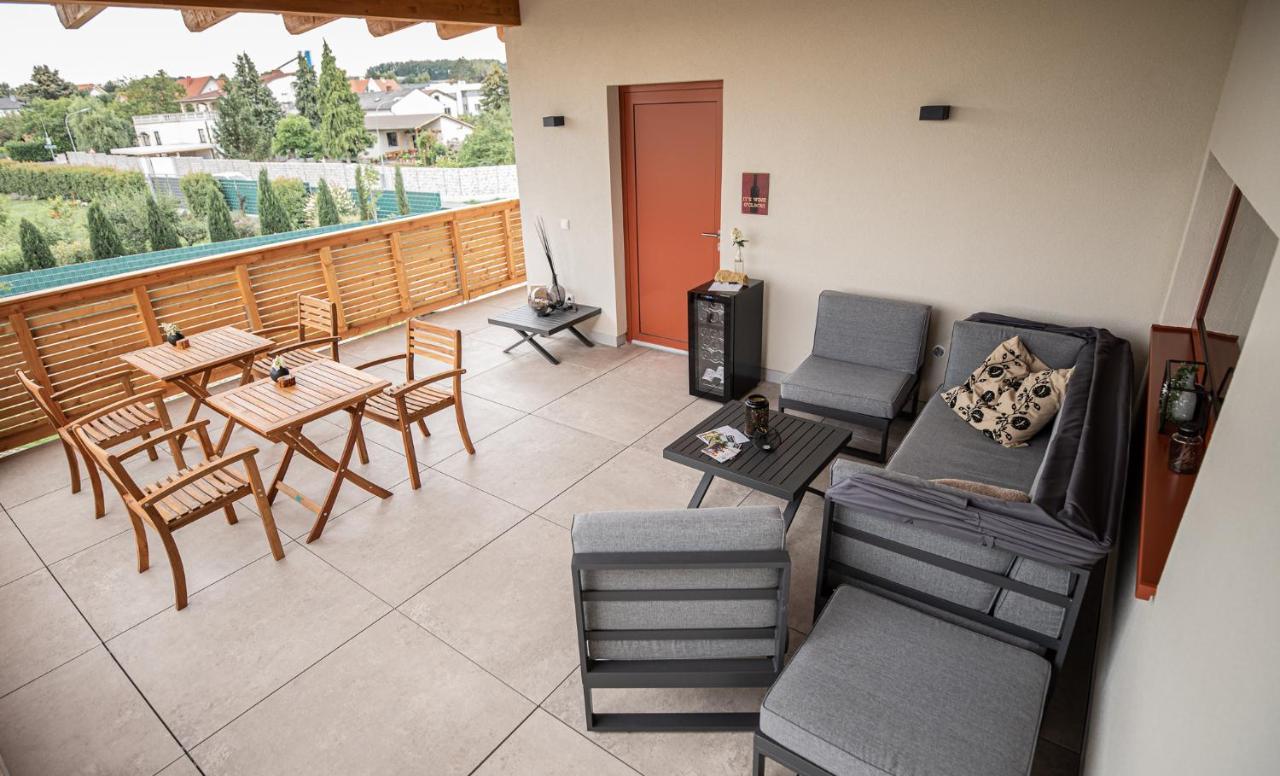 Gober&Freinbichler Weine von Hand Horitschon Exterior foto
