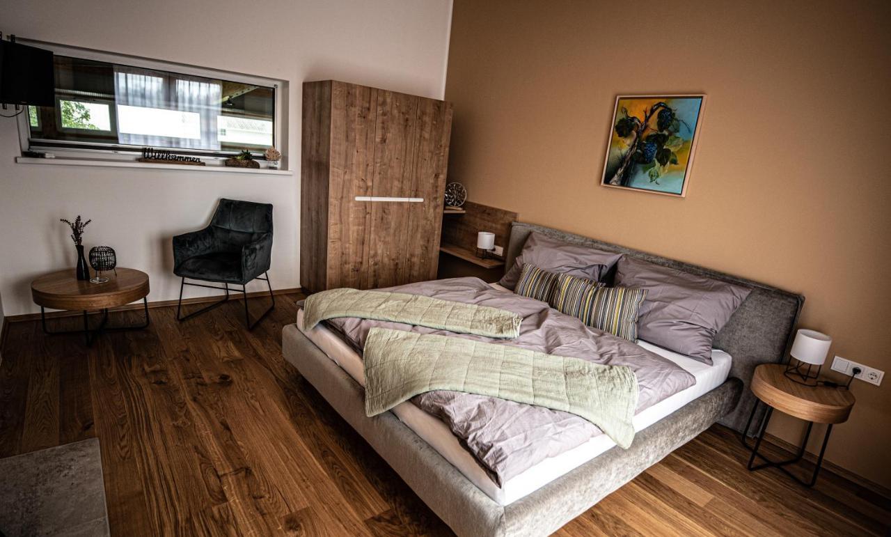 Gober&Freinbichler Weine von Hand Horitschon Exterior foto